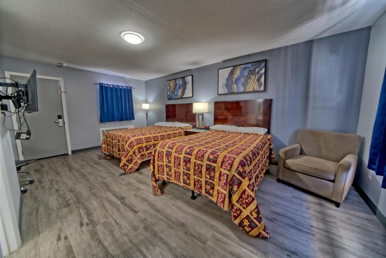 Aqua View Motel Lower Grand Lagoon Экстерьер фото