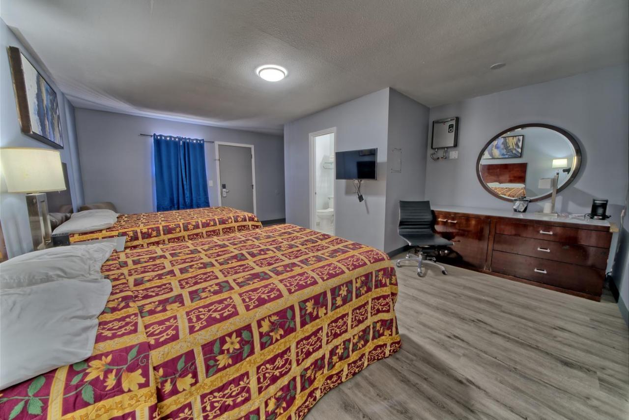 Aqua View Motel Lower Grand Lagoon Экстерьер фото